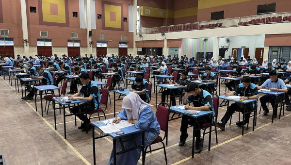 Peperiksaan Akhir ILJTM Sesi 1/2024