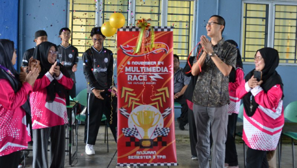 Program Multimedia Race