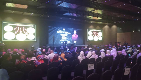 Program Sesi Town Hall