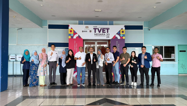 Perbincangan Seminar Technology Update bersama Rakan Industri