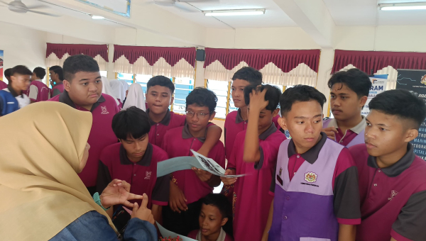 Pameran Informasi Kerjaya SMK Pandamaran Jaya