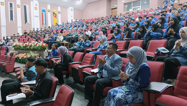 Program "Inspirasi MPP Wilayah Tengah: Dari Pelajar ke Pelajar"